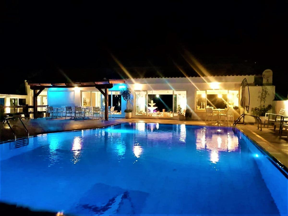 הרסוניסוס Kasapakis Hotel & Apartments מראה חיצוני תמונה