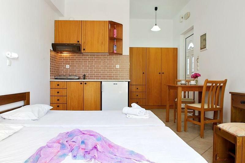 הרסוניסוס Kasapakis Hotel & Apartments מראה חיצוני תמונה