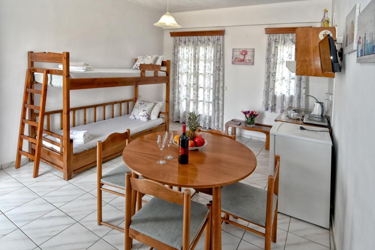הרסוניסוס Kasapakis Hotel & Apartments מראה חיצוני תמונה