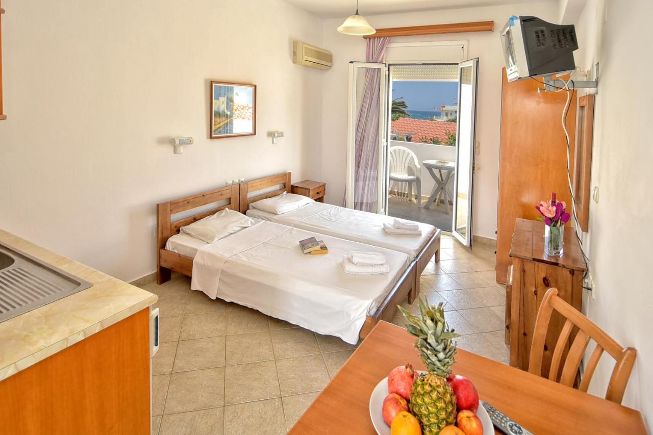 הרסוניסוס Kasapakis Hotel & Apartments מראה חיצוני תמונה